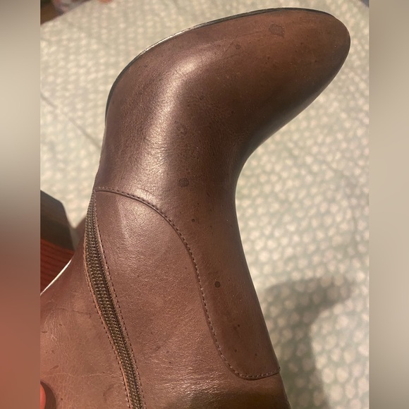 Vicenza purple ankle bootie with stacked heel - Picture 7 of 9